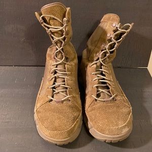 Oakley Light Assault Military Boots Size 5